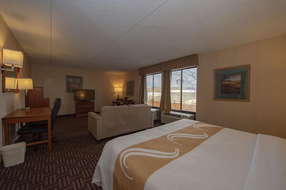 Quality Inn Colorado Springs South Экстерьер фото