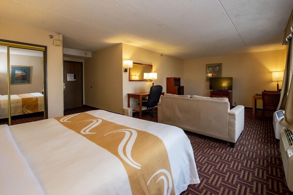 Quality Inn Colorado Springs South Экстерьер фото