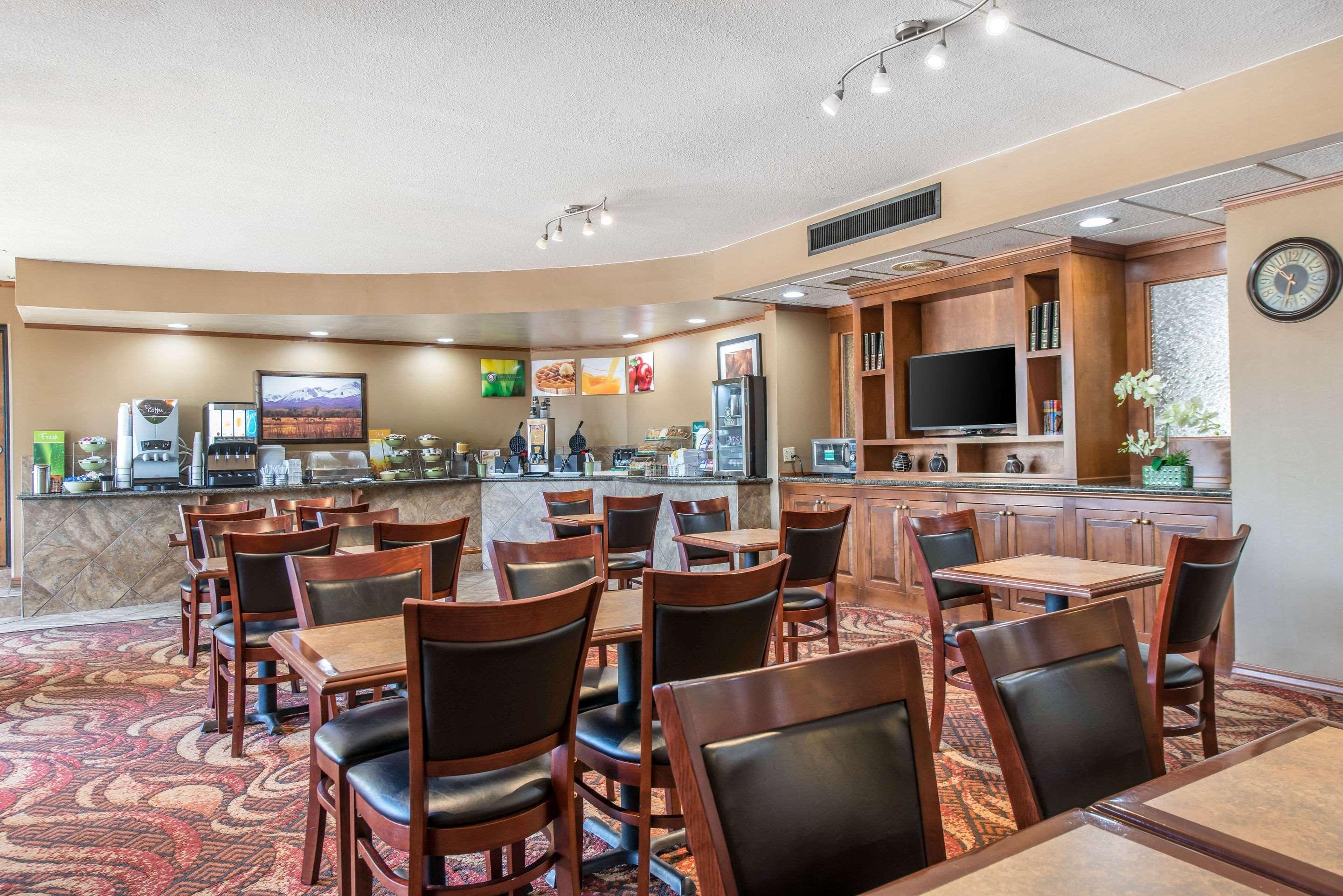 Quality Inn Colorado Springs South Экстерьер фото