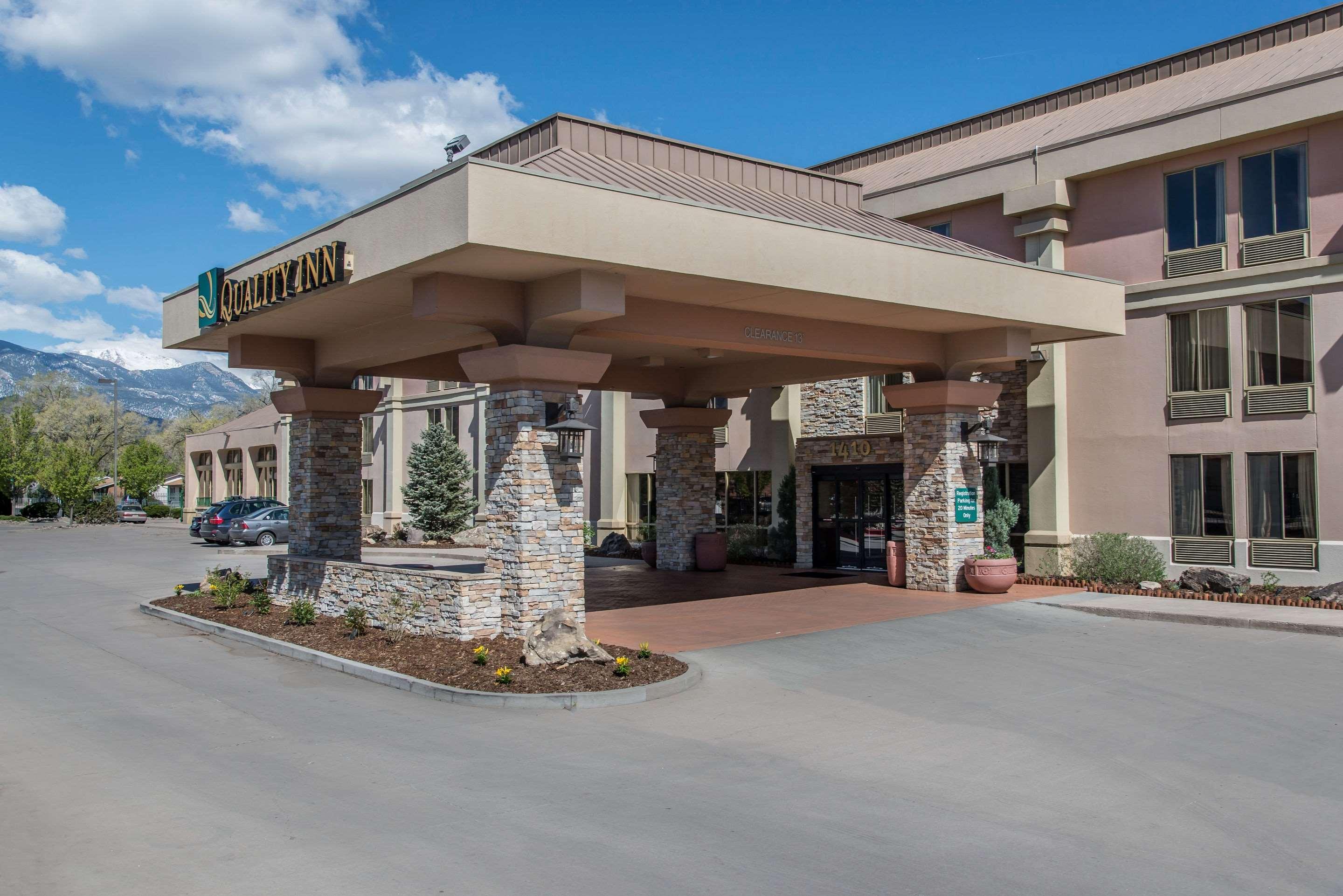 Quality Inn Colorado Springs South Экстерьер фото